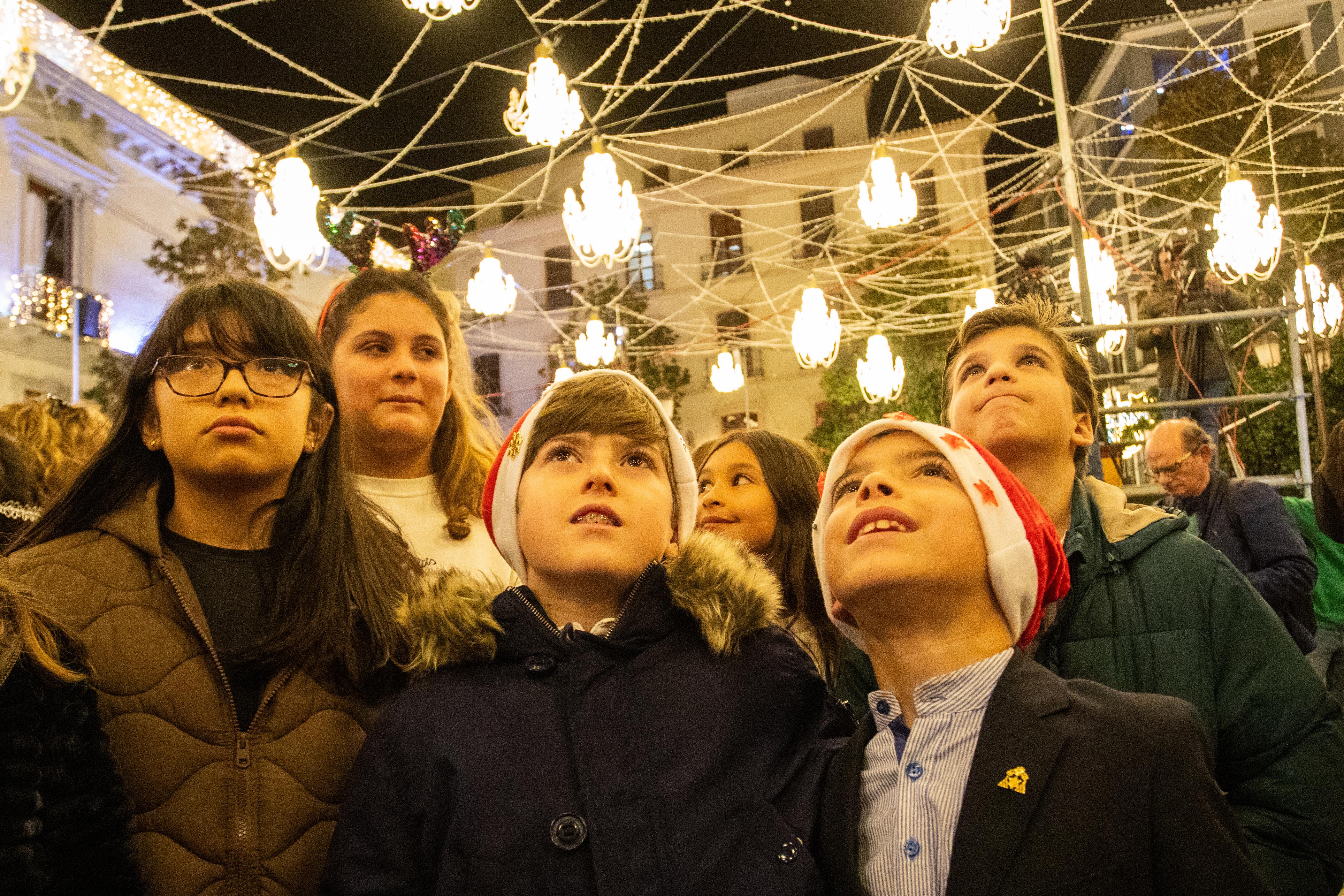 Las imágenes del encendido de Navidad en Granada