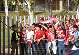 Encuéntrate en la previa y en el estadio en el Almería-Granada