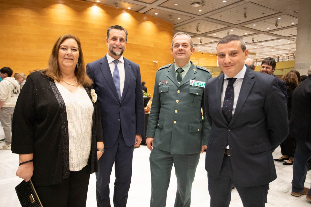 La alfombra roja y el cóctel de los IDEALES