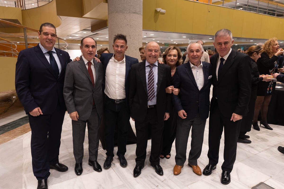 La alfombra roja y el cóctel de los IDEALES