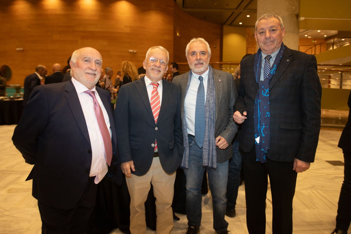 La alfombra roja y el cóctel de los IDEALES