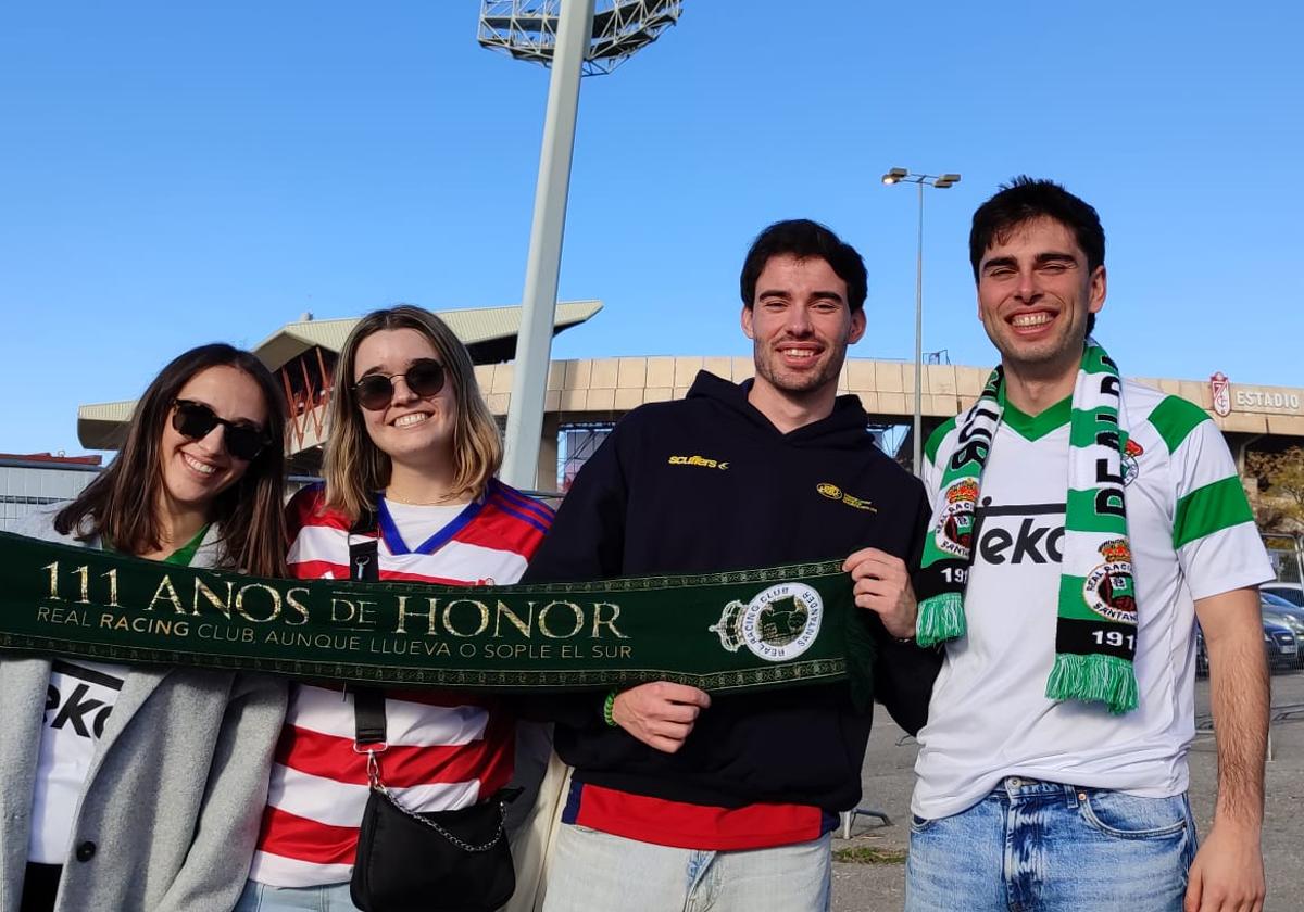 Lorena posa con sus amigos racinguistas y un pamplonica infiltrado en la previa.