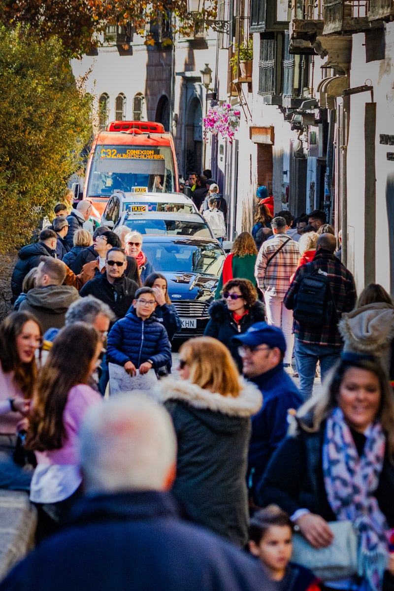 El turismo y la Navidad toman Granada por el puente de diciembre