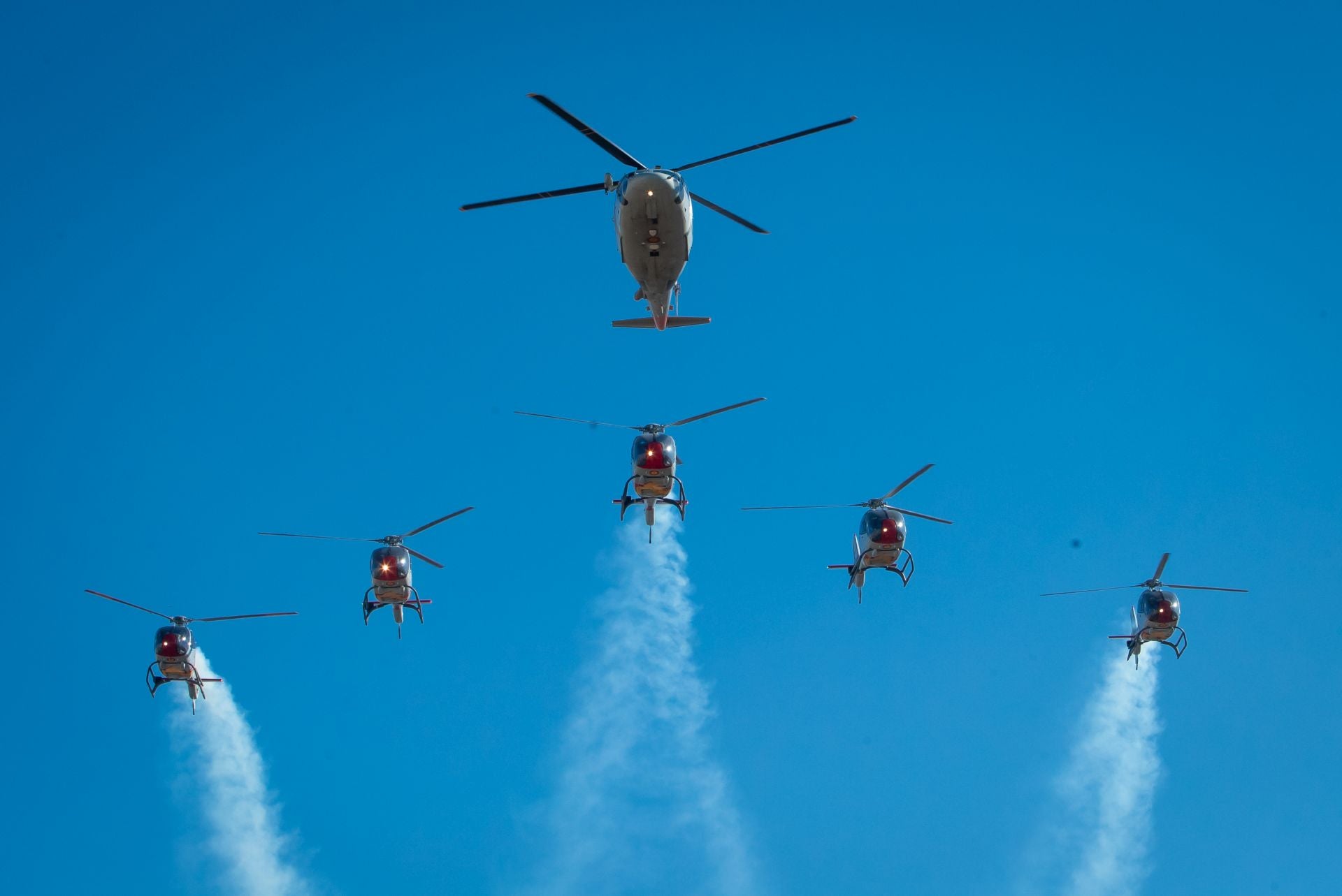 Las imágenes de la celebración de la Virgen de Loreto en la Base Aérea de Armilla