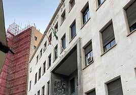 Fachada de la Audiencia Provincial de Almería.
