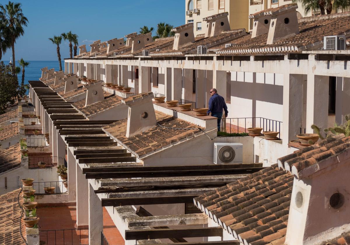 Así son las instalaciones antiguas de Turismo Tropical que han empezado ya a derribar.