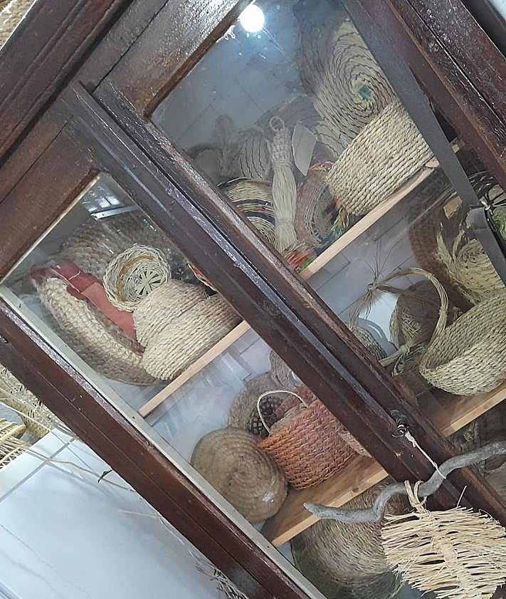 Imagen secundaria 2 - Una espartera con taller en Quesada recibe la Carta de Artesana