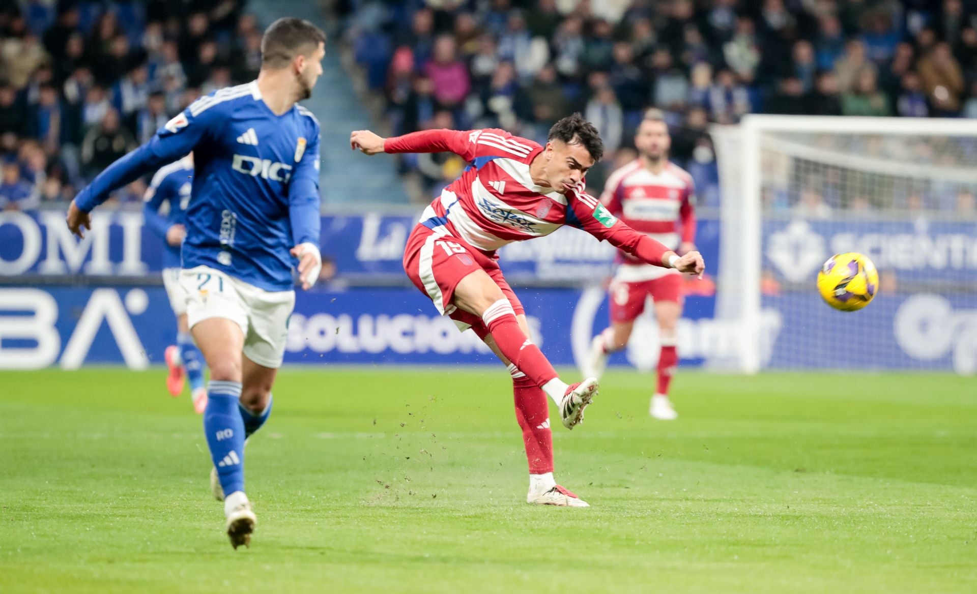 Las mejores imágenes del partido del Granada CF contra el Real Oviedo