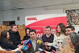 Comparecencia de Paco Reyes, secretario general en la provincia.