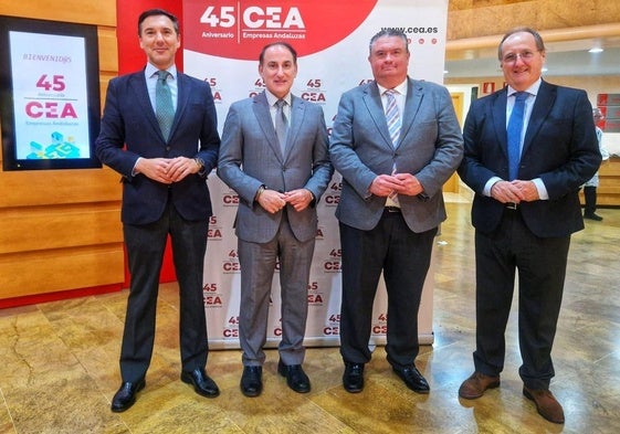 Por la izquierda, Mario Azañón, Javier González de Lara, Bartolomé González y Luis Fernández.