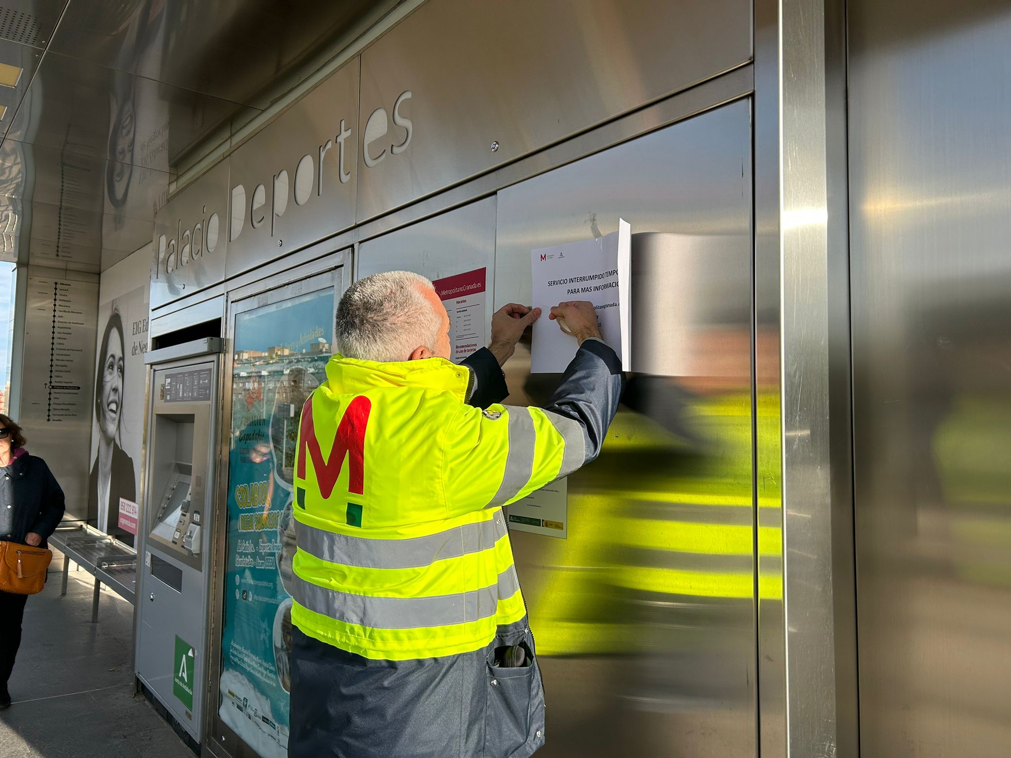 Las paradas del metro, casi vacías por una avería