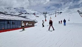 Unicaja se mantiene como patrocinador oficial de la estación de esquí y montaña de Sierra Nevada