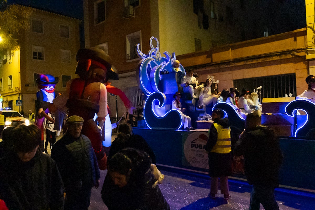 Las imágenes de la cabalgata de Papá Noel en Granada