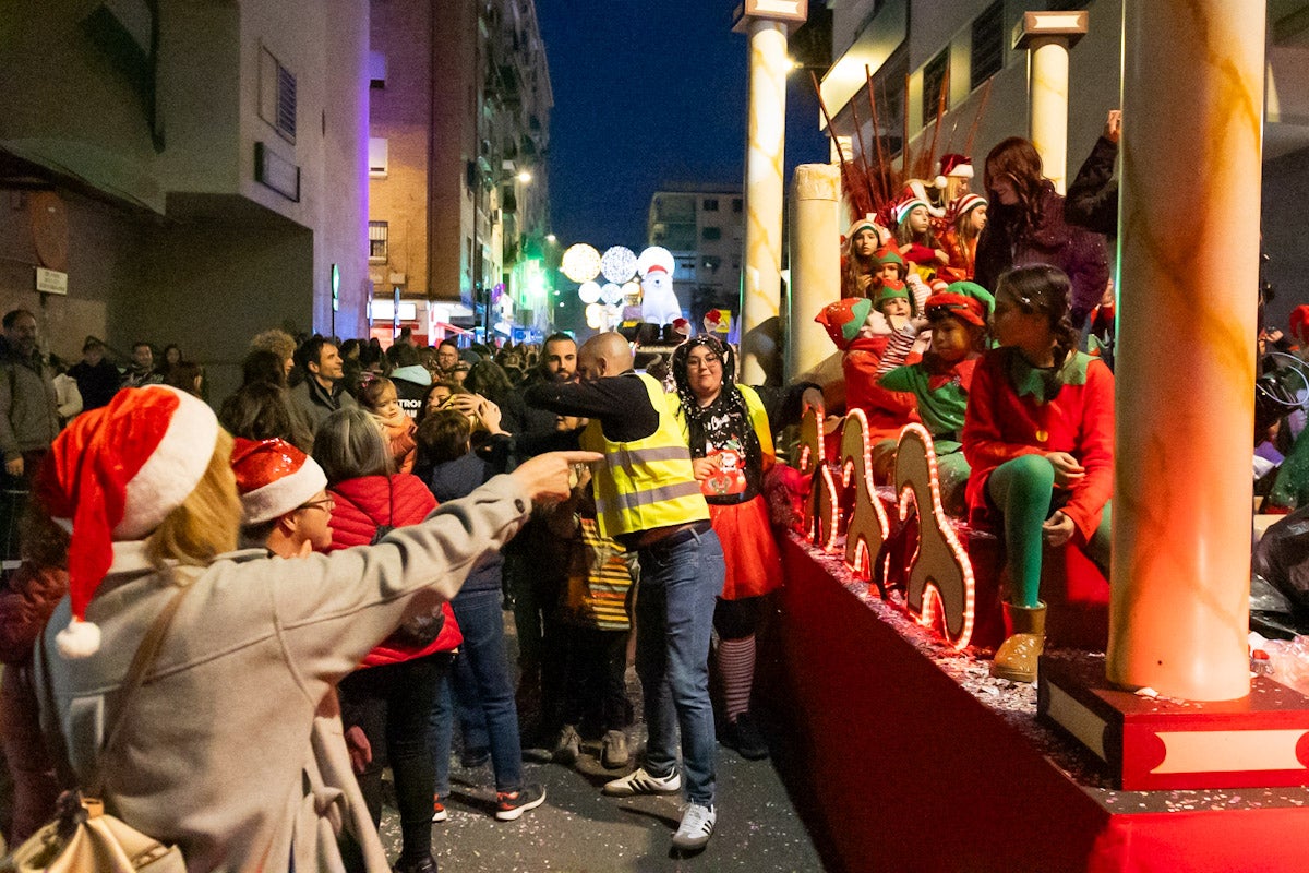 Las imágenes de la cabalgata de Papá Noel en Granada