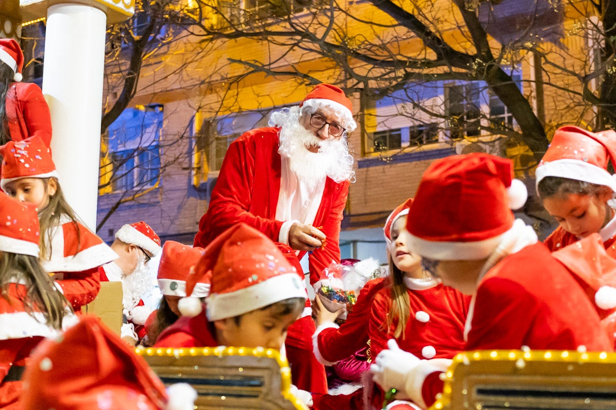 Las imágenes de la cabalgata de Papá Noel en Granada