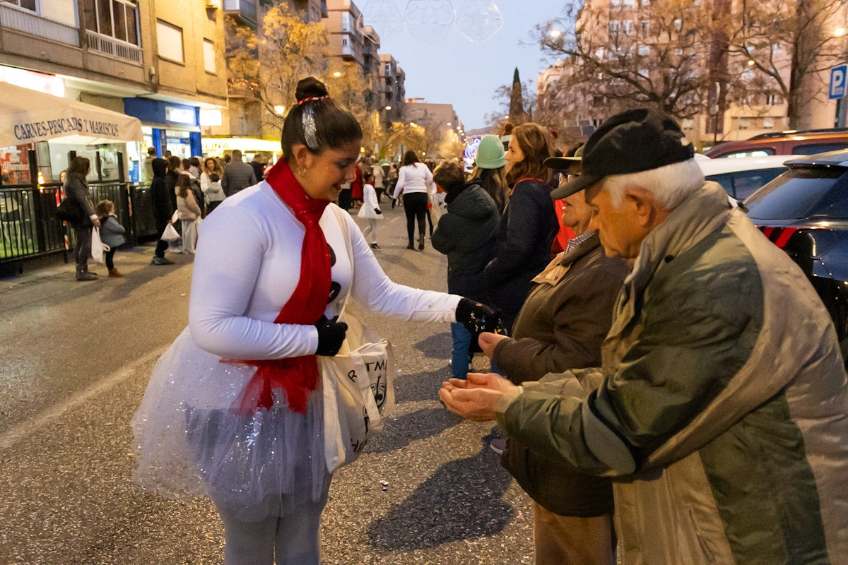 Las imágenes de la cabalgata de Papá Noel en Granada