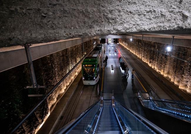 Estación del metro de Alcázar Genil