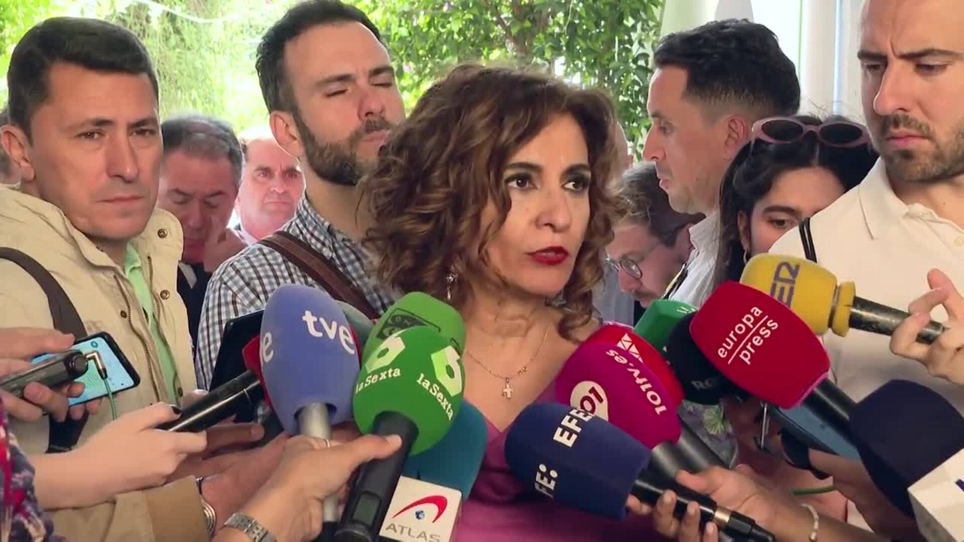 Montero espera una "condena firme" de PP y la VOX de la agresión al exalcalde de Ponferrada