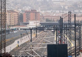 Vista de la estación de tren de Andaluces desde Camino de Ronda