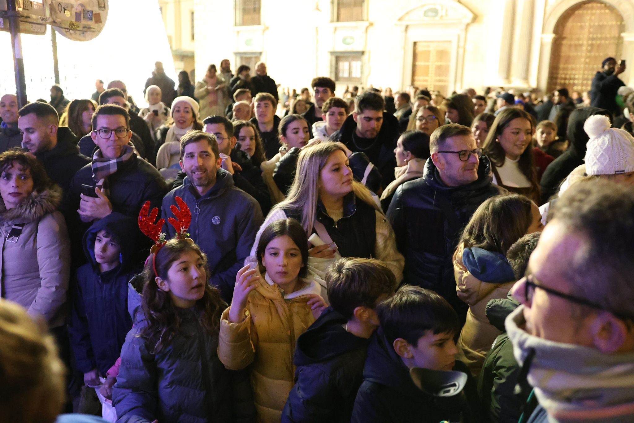 Las imágenes que no has visto de la cabalgata del Heraldo en Granada