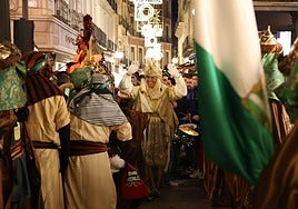 Así hemos vivido la Cabalgata del Heraldo Real en Granada