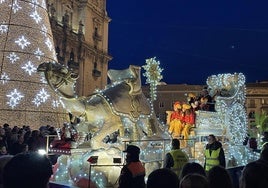 Las mejores imágenes de la cabalgata de Reyes en Jaén