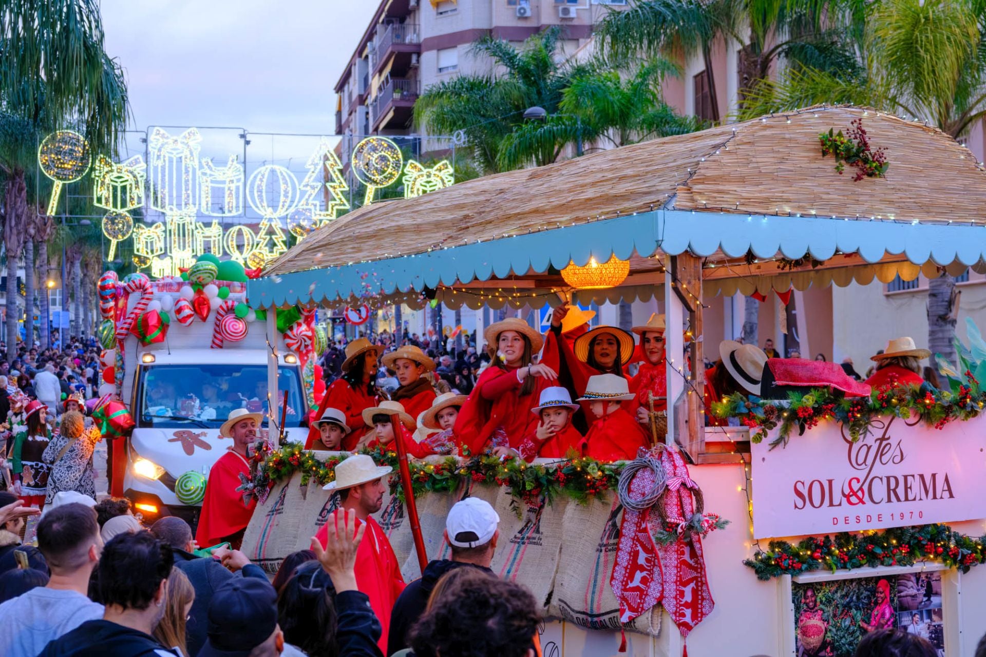 Así se ha vivido la cabalgata de los reyes Magos en Motril