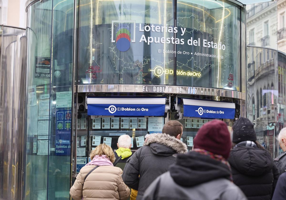 El tercer premio del Sorteo de Lotería de El Niño, el 66777, cae en Granada, Guadix y Orce