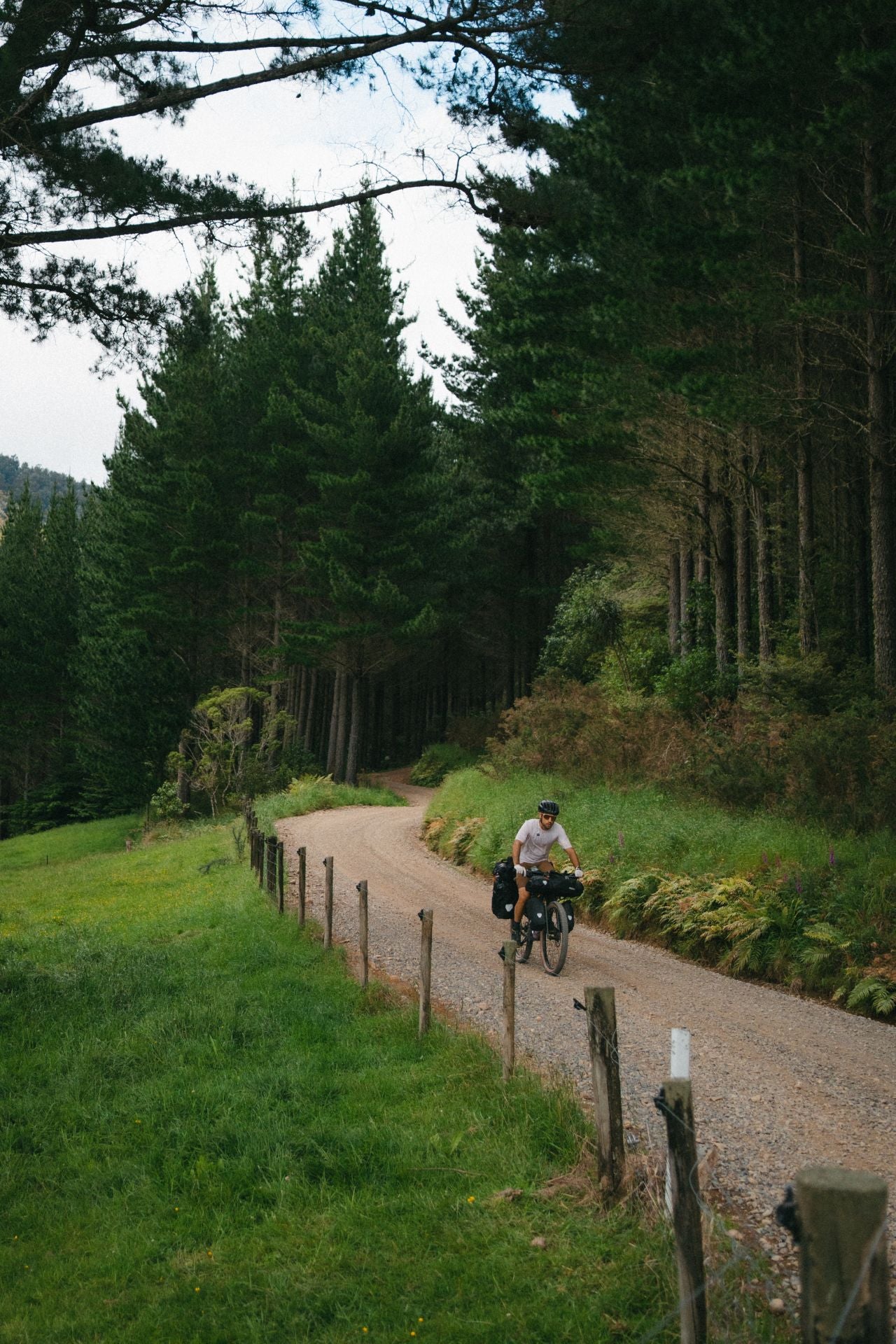 Las espectaculares imágenes del granadino que recorre Nueva Zelanda en bicicleta