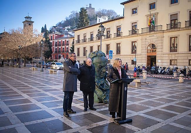 La alcaldesa Marifrán Carazo en la presentación de esta mañana.