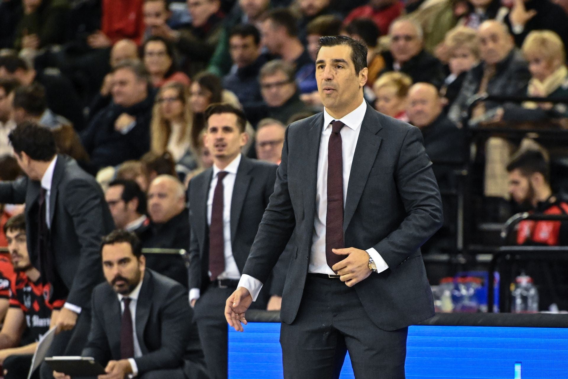 Pablo Pin, expectante en el Palacio de los Deportes.