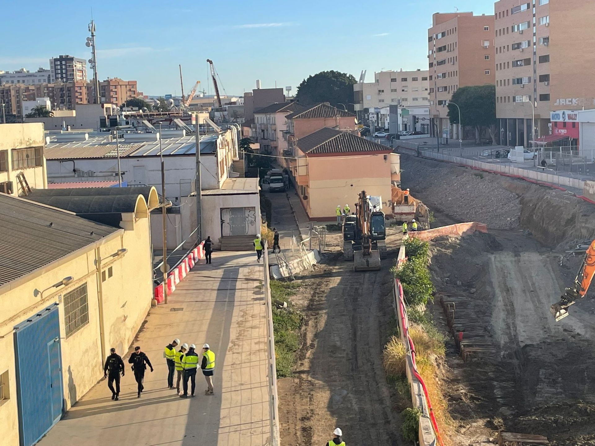 El desalojo de la calle Ferrobús, en imágenes