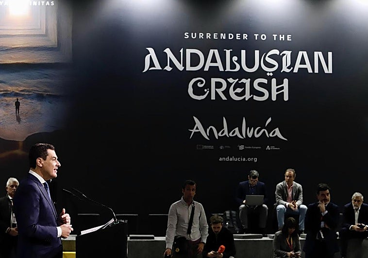 Juanma Moreno inaugura el pabellón de Andalucía en FITUR 2025.