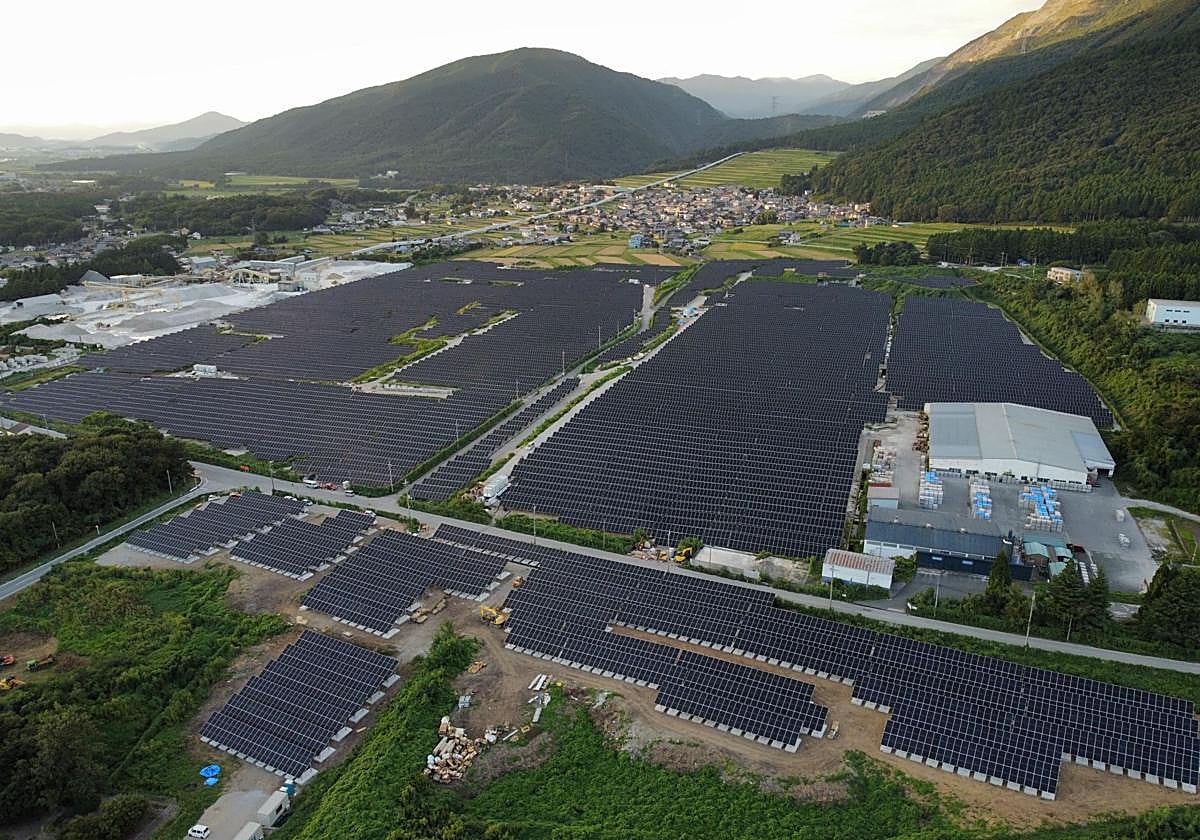 Una de las plantas de energía solar en la que ha trabajado el Grupo Negratín en Japón.