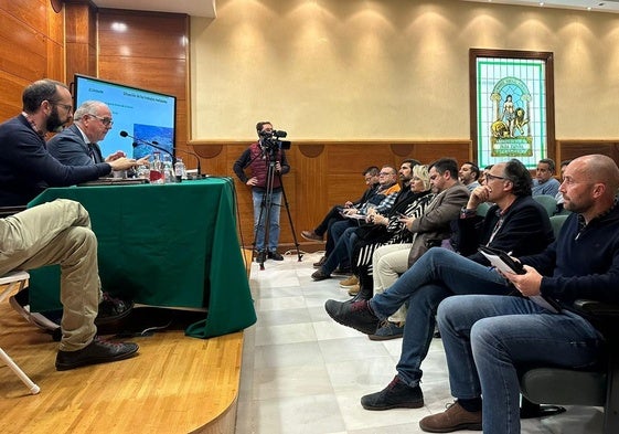 Imagen de la reunión entre Junta y ayuntamientos