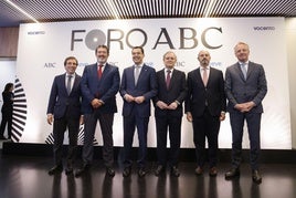 El presidente de la Junta de Andalucía, Juanma Moreno participa en el Foro ABC.