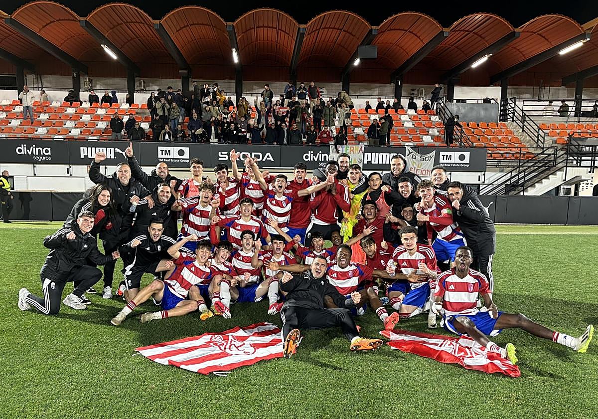 Una nueva generación de oro emerge desde el Juvenil del Granada | Ideal