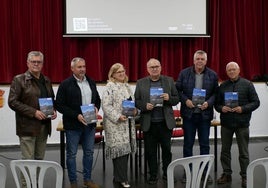 Presentación del primer número de la revista 'Miramundos' de la asociación Albancultur.
