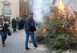 Lumbre en la Candelaria de Orcera.