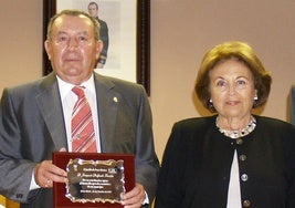 Joaquín Delgado y su esposa Bendición Ramos García en el homenaje a Delgado en 2007 en Pozo Alcón, Jaén.