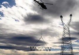 Trabajos de mejora de la línea por parte de Red Eléctrica.