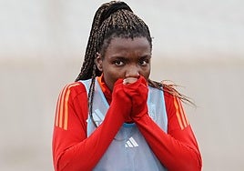 Edna entrena, no sin frío, esta semana.