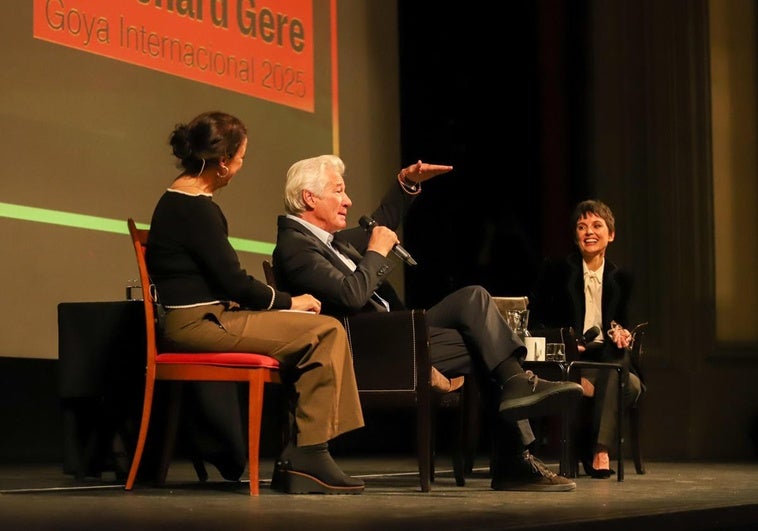 Richard Gere y Elena Anaya, en el escenario del Isabel la Católica.