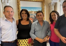 Ángeles Férriz y Paco Reyes, junto a Jacinto Viedma, Mercedes Gámez y Víctor Torres, en un imagen de archivo