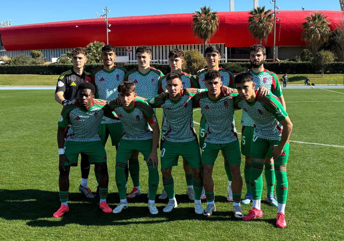 Los jugadores del Recreativo Granada en Almería.