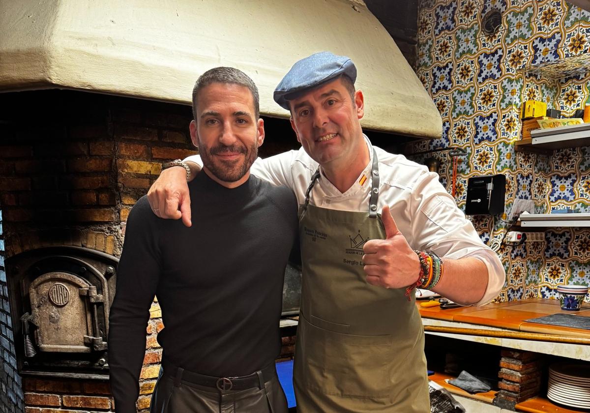 Miguel Ángel Silvestre junto a Sergio Lara 'Cangrejo'.