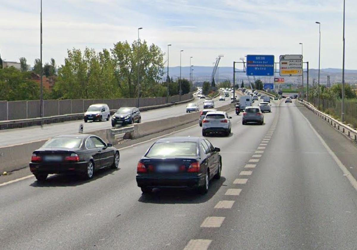 Lugar del accidente en la Circunvalación de Granada.