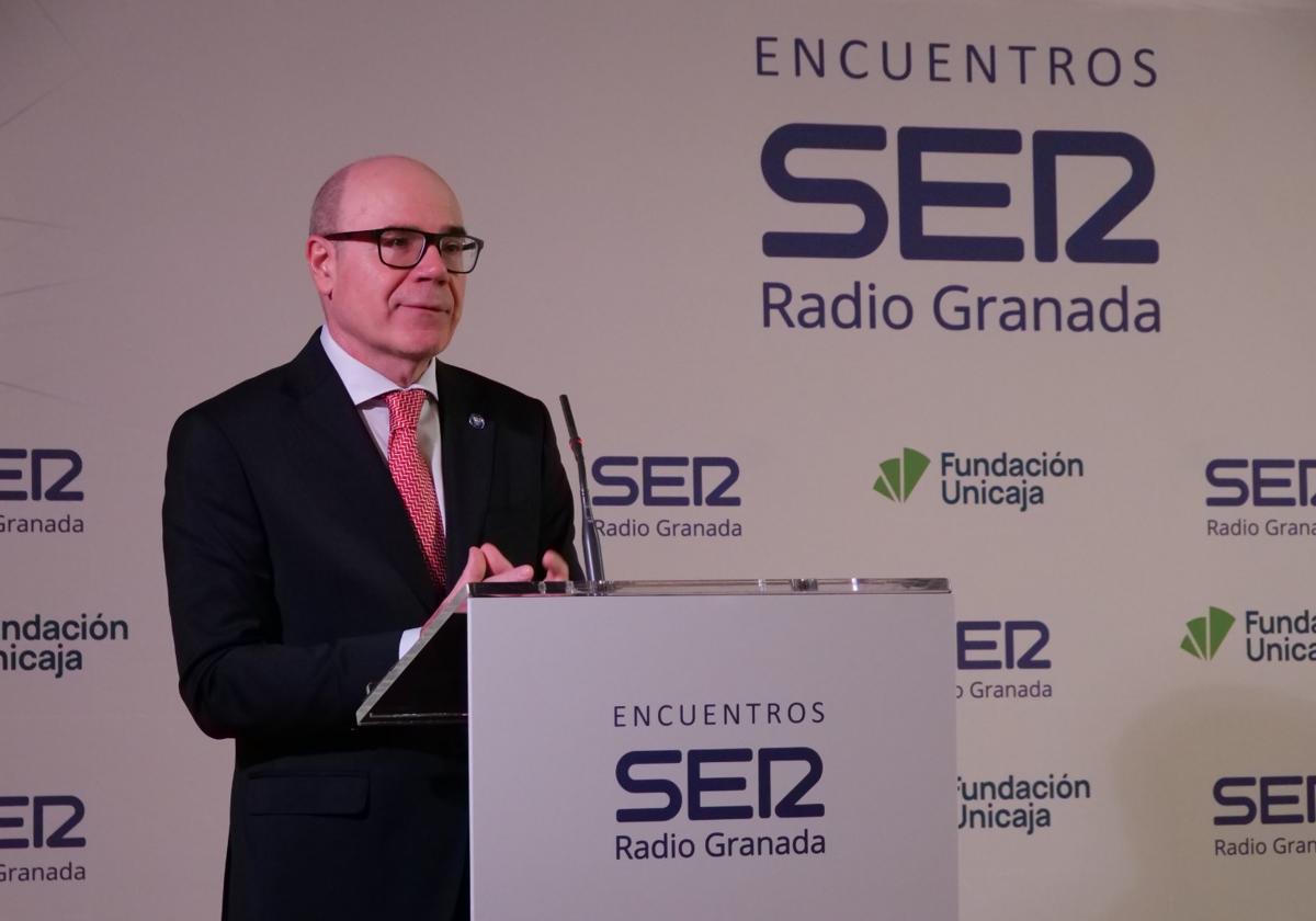 Pedro Mercado anuncia un supercomputador para Granada.