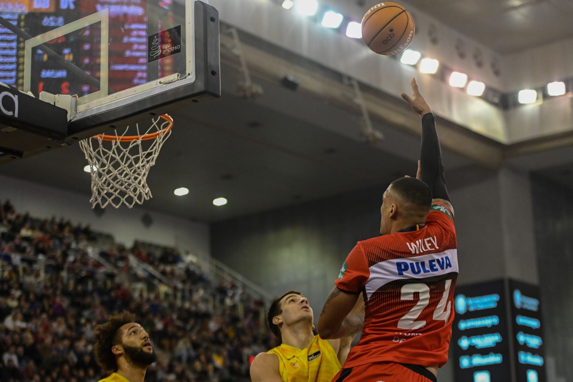 La operación de Jacob Wiley hicieron saltar las alarmas.