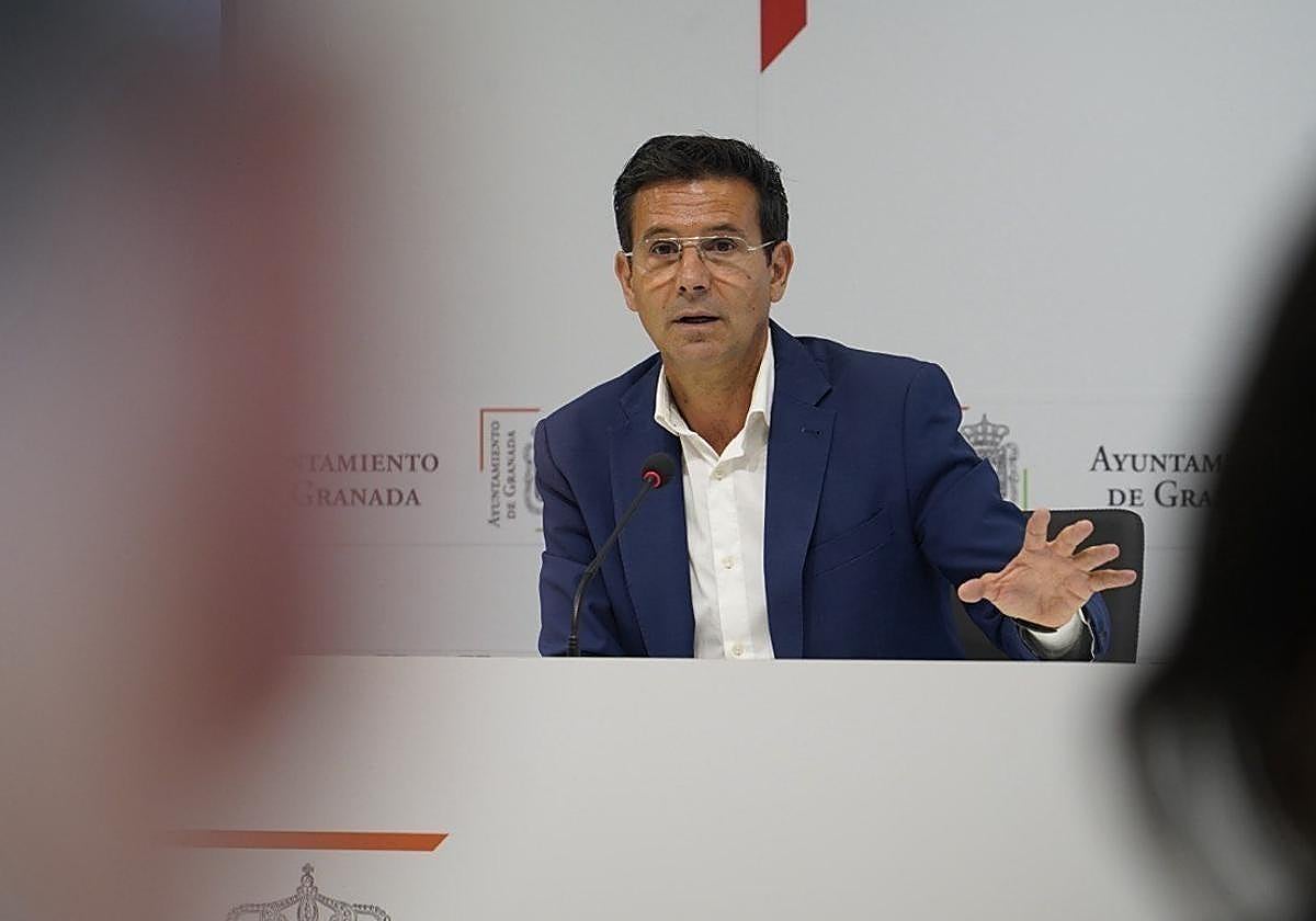 Paco Cuenca, portavoz socialista en el Ayuntamiento de Granada.